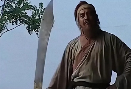 为什么侠客都是「仗剑天涯」而不是「仗刀天涯」？