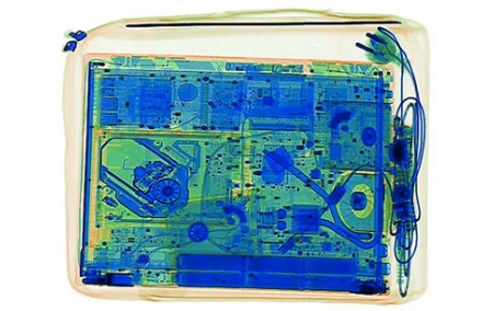 机场安检时，笔记本电脑为什么要单独扫描？